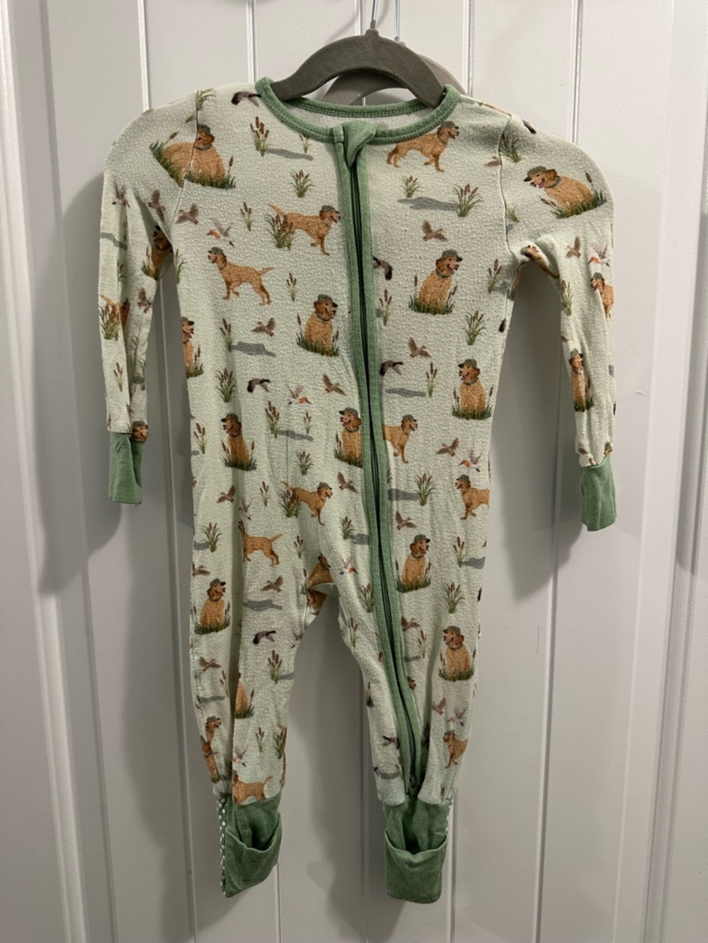 Free Birdees Green Puppy Print Baby One-Piece Zipper Footed Pajamas